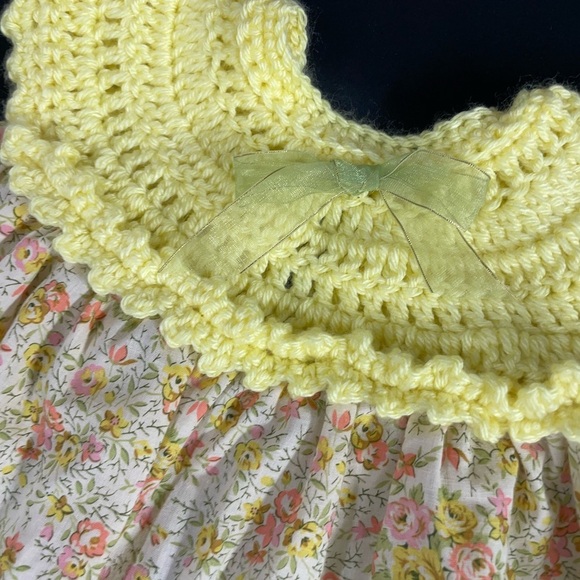 😍Floral Dress with Yellow Crochet Top - Picture 2 of 3